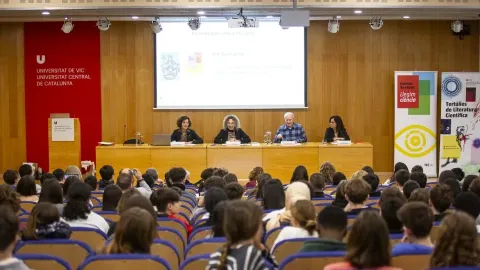 Alumnes d’Osona, el Vallès Occidental i el Pla de l’Estany guanyen el Premi Llegim Ciència de la UVic-UCC en la seva dotzena edició