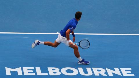 Djokovic en l'ull de la tempesta pandèmica: és just impedir-li participar en l'Open d'Austràlia?